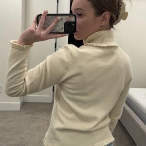 Elegant Cream Ralph Lauren Wool Sweater